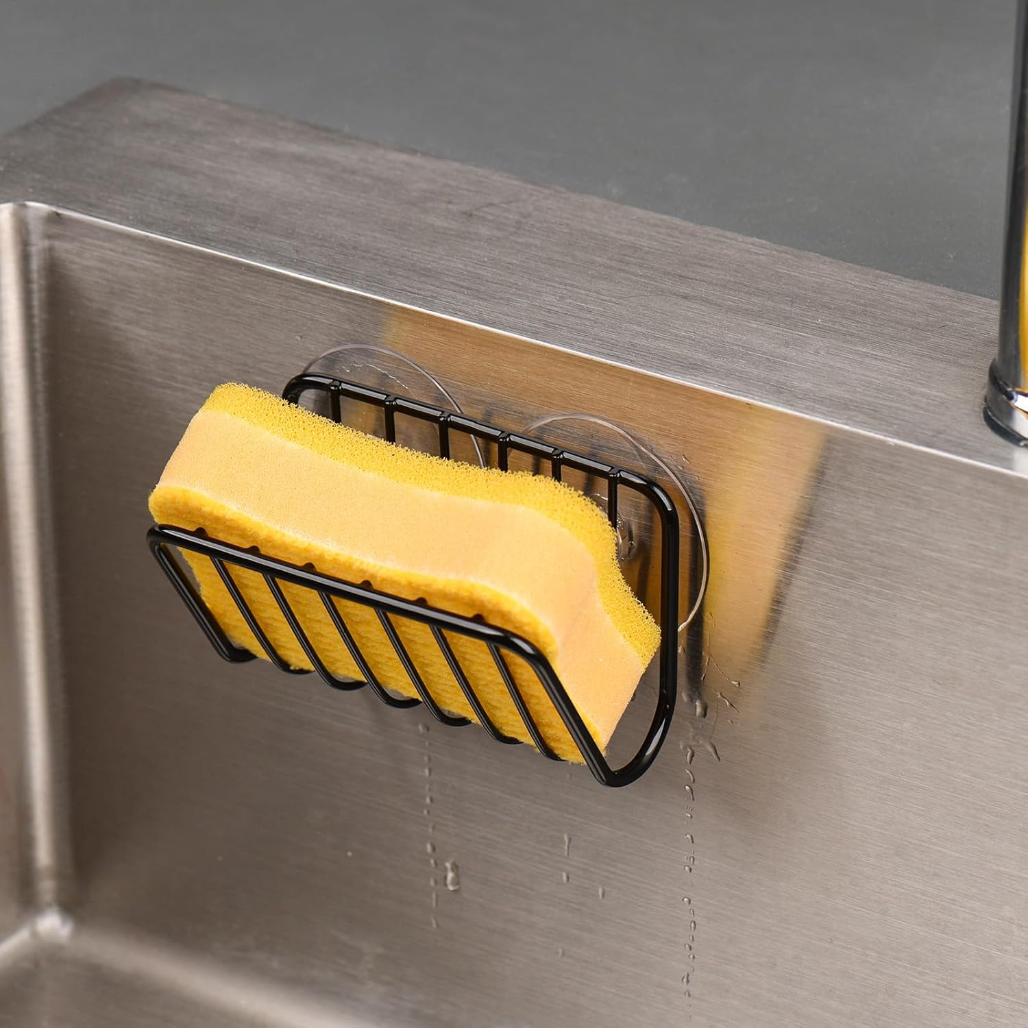 SOPORTE PARA ESPONJA CON VENTOSAS NEGRO - Imagen 3