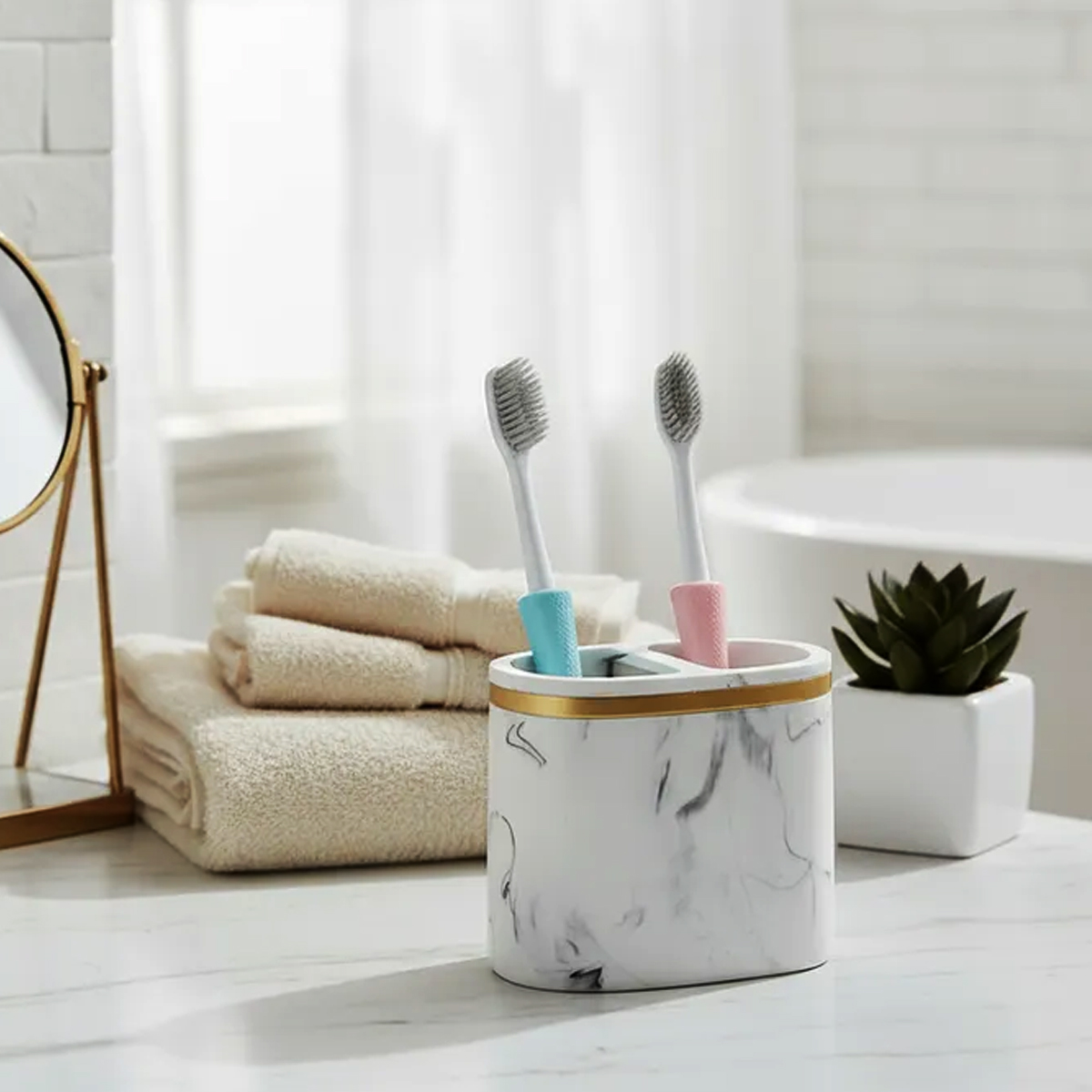 PORTA CEPILLO DE RESINA MÁRMOL DORADO - Imagen 2