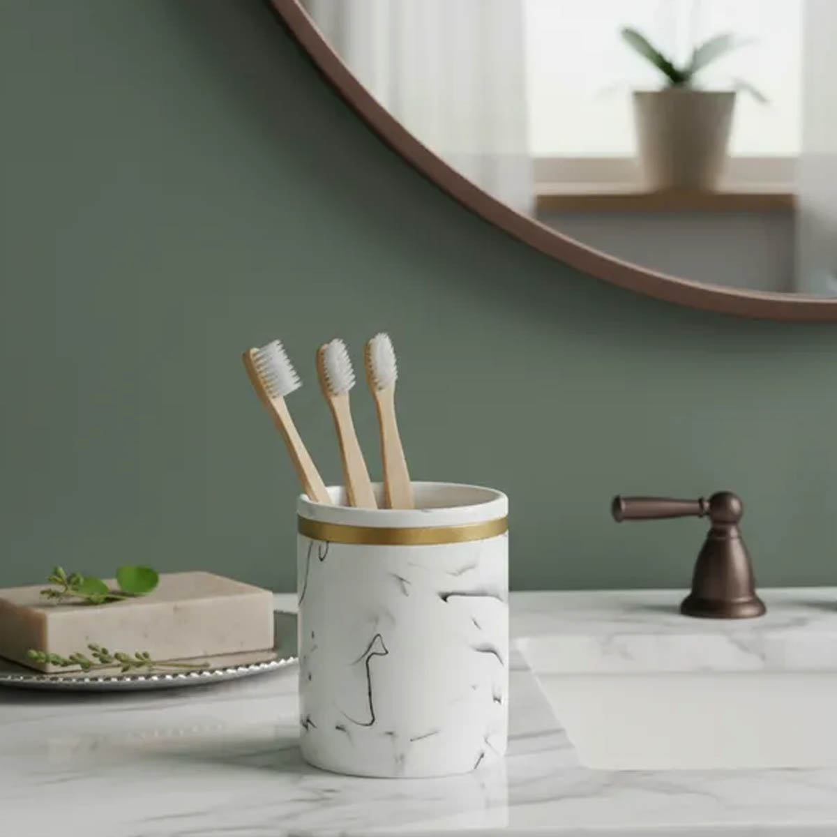 VASO PORTA CEPILLO RESINA MÁRMOL DORADO