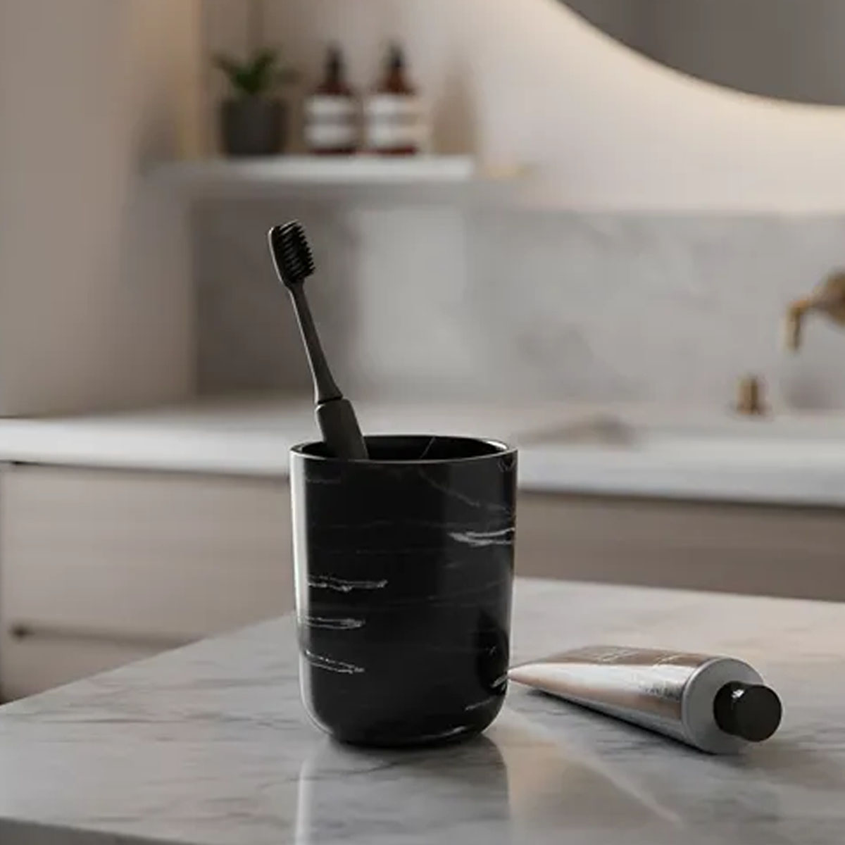 VASO PORTA CEPILLO RESINA MÁRMOL NEGRO BRILLANTE