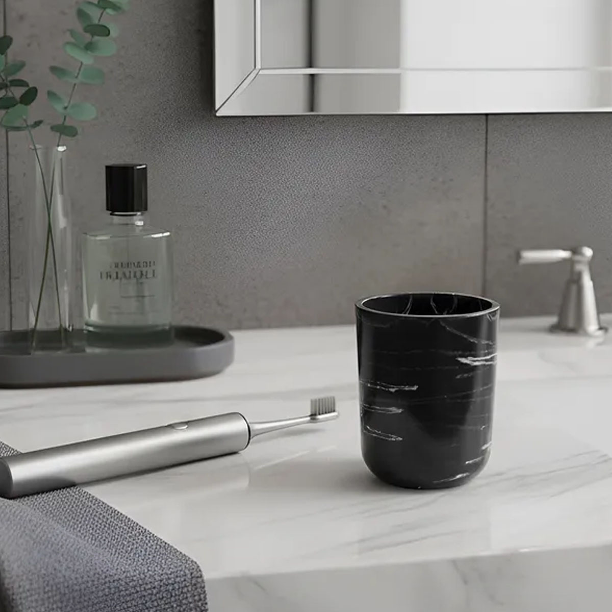 VASO PORTA CEPILLO RESINA MÁRMOL NEGRO BRILLANTE - Imagen 2